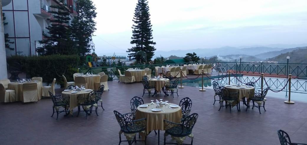 Kasauli Resort By Piccadily Exterior photo