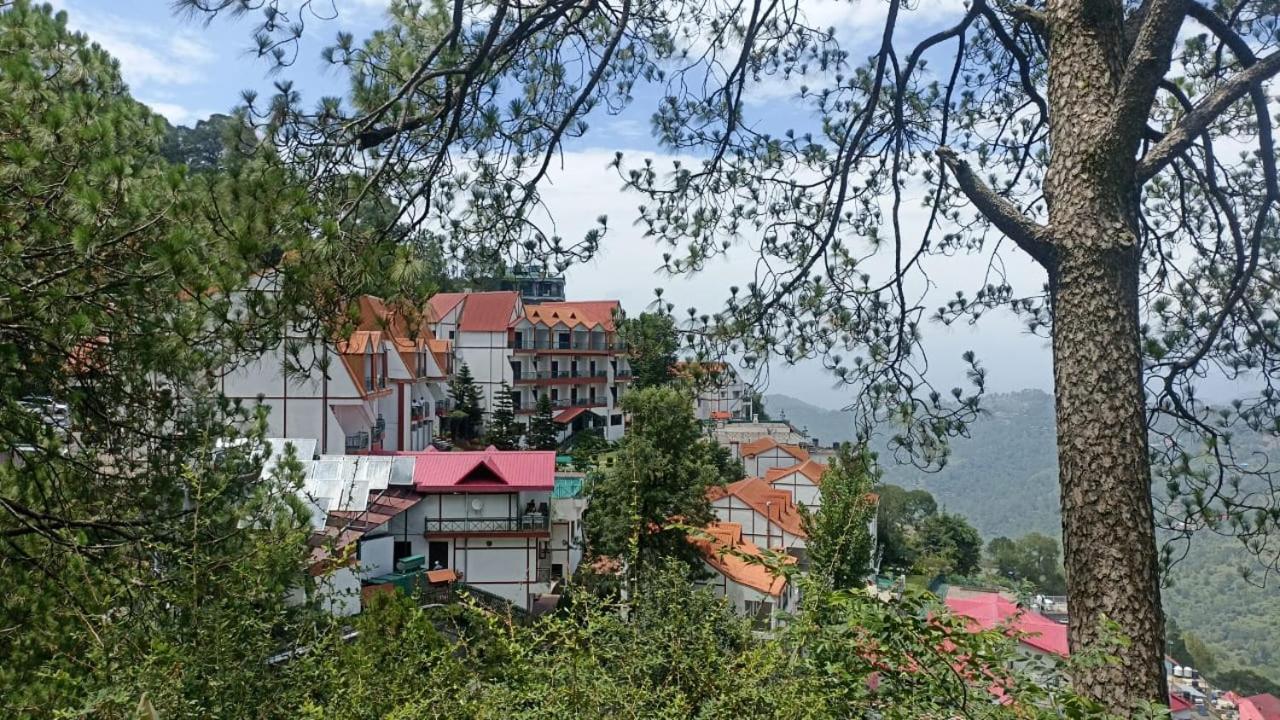 Kasauli Resort By Piccadily Exterior photo